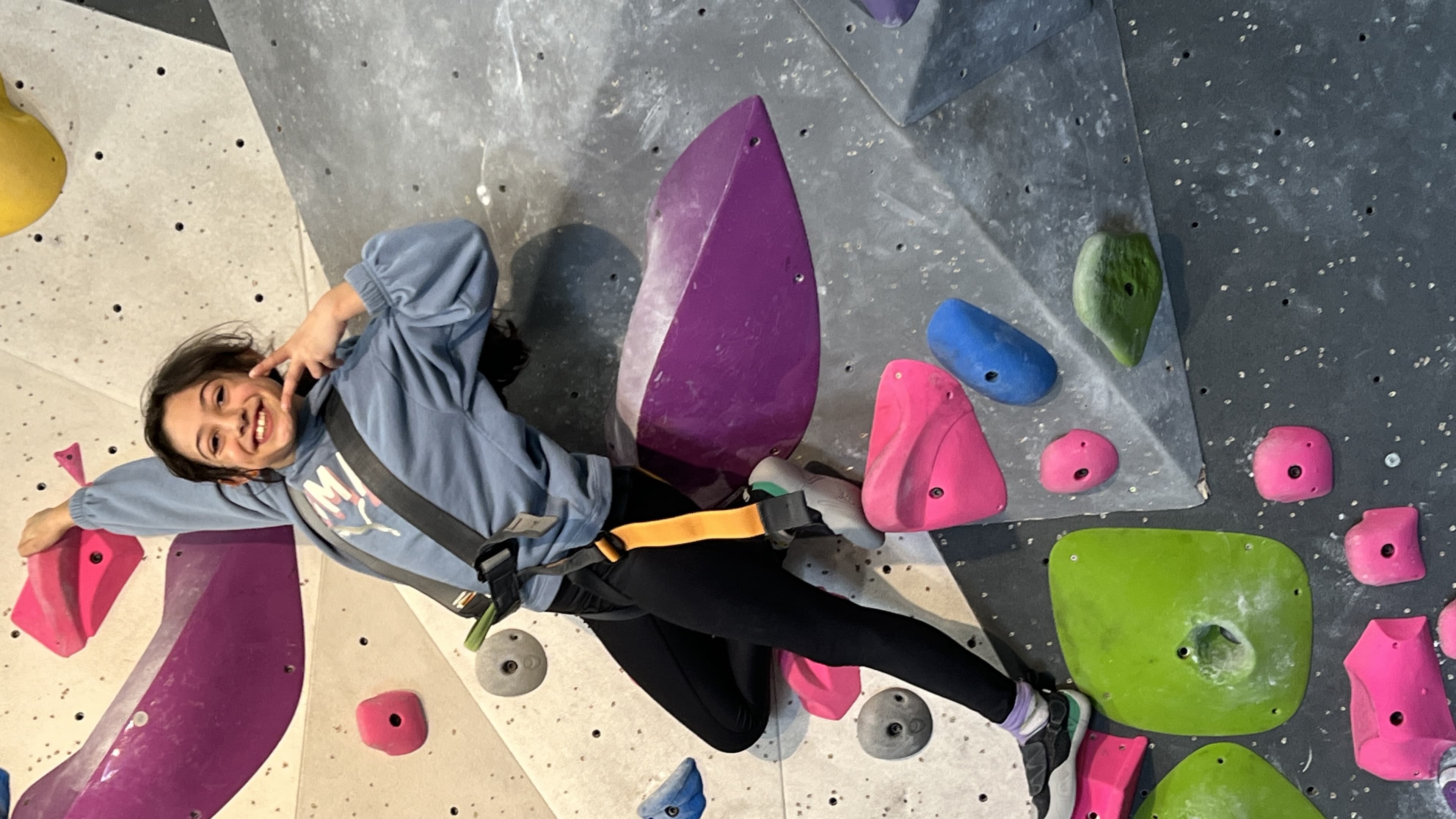 We Went WALL CLIMBING!! 🧗♀️🤩